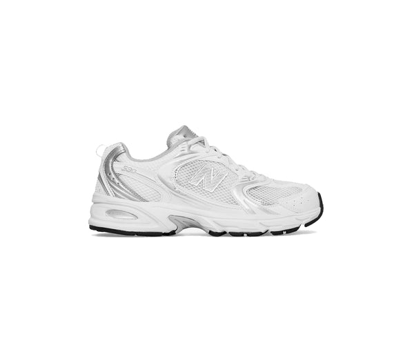 530 - White/ Silver Metallic